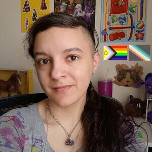 Meet your Posher, Maria Emilio